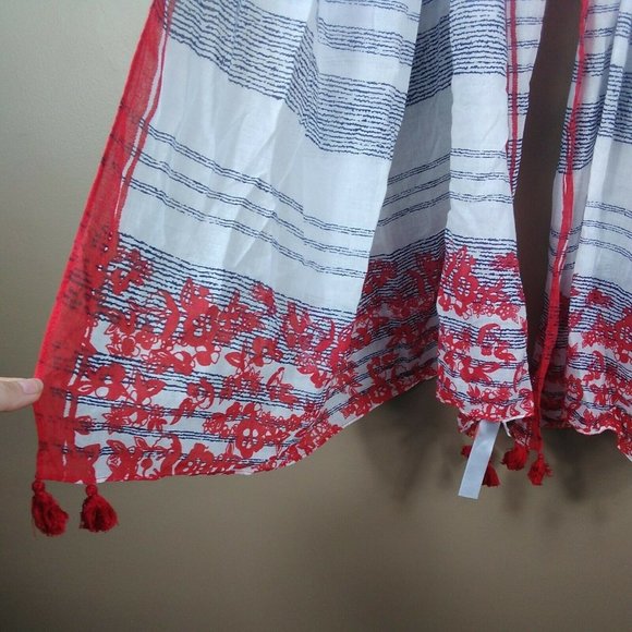 Never Worn Striped Lightweight Wrap Tassel Scarf - Picture 4 of 6